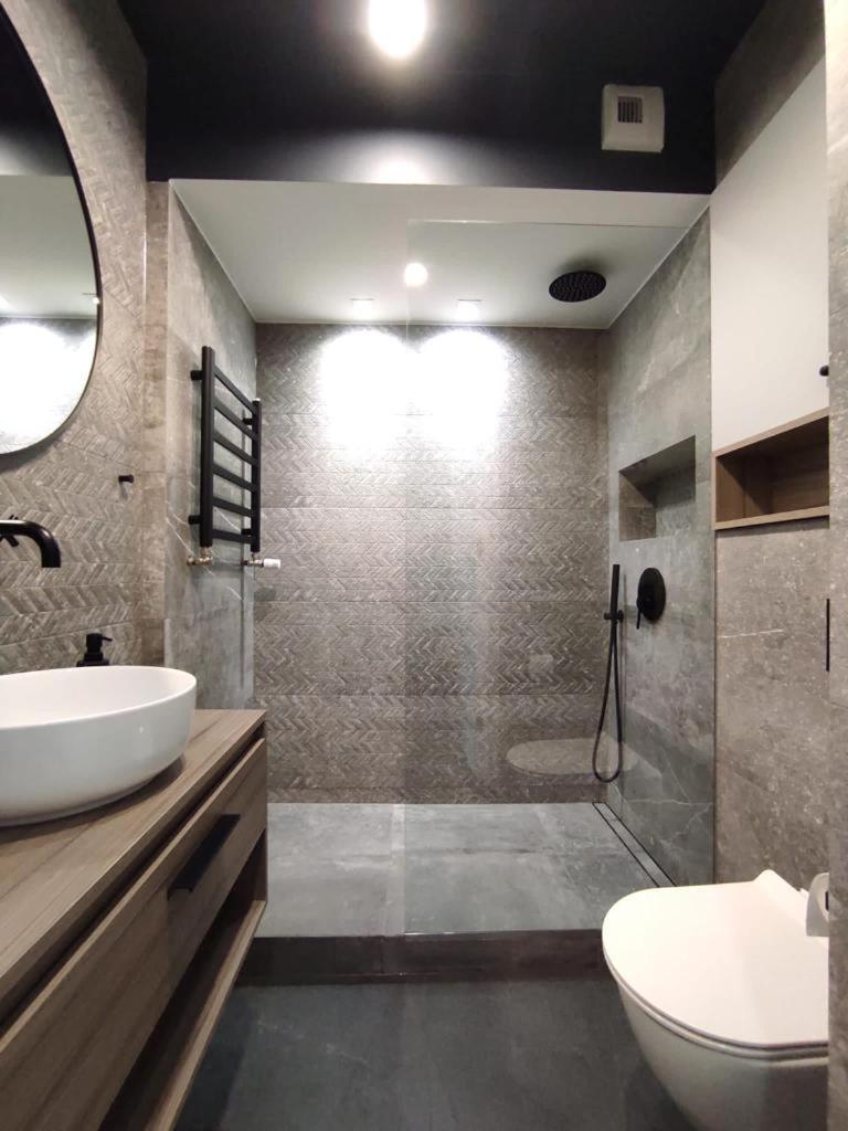 Easy Rent Apartments - Unia Art Residence 83 Lublin Exteriör bild