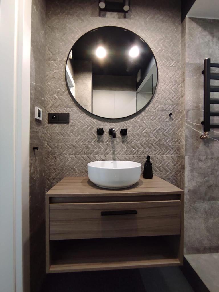 Easy Rent Apartments - Unia Art Residence 83 Lublin Exteriör bild